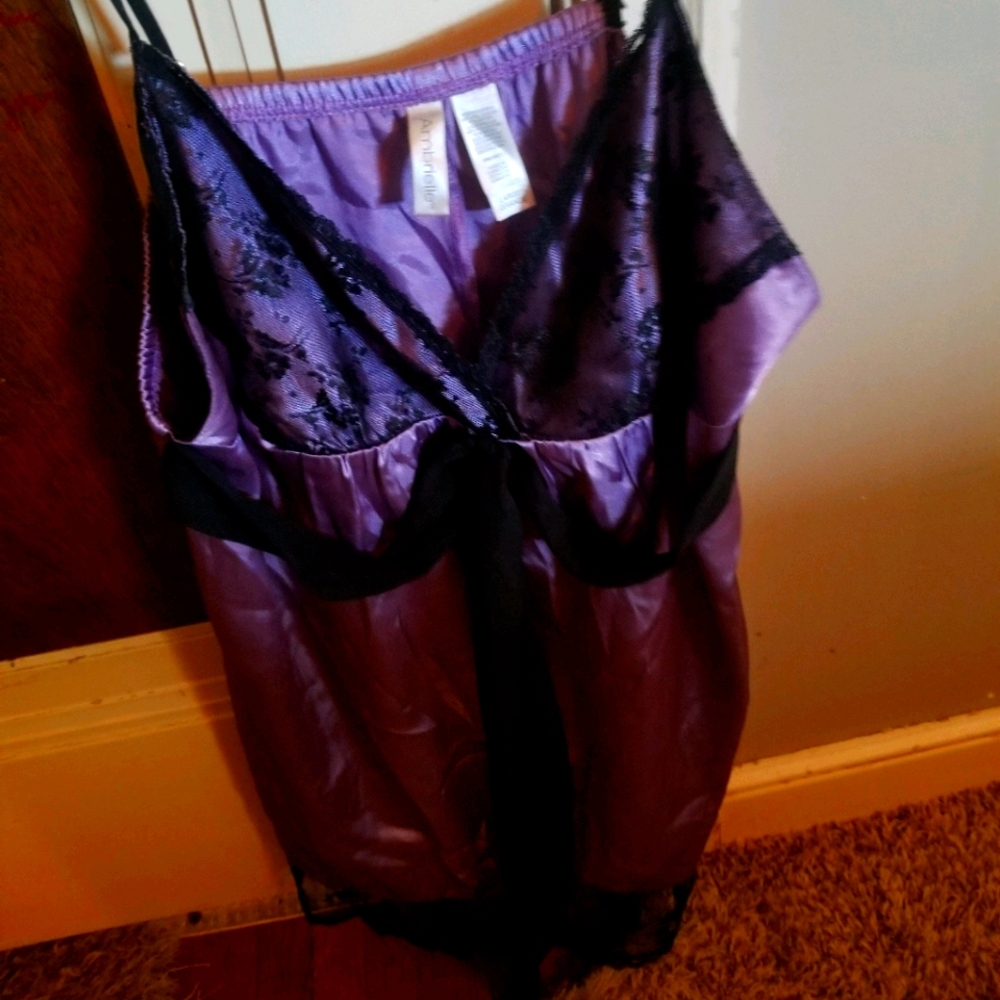 Purple and black satin tank top size large